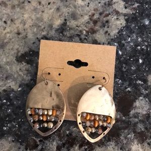 NWOT gold beaded earrings